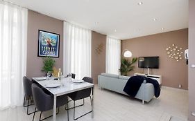 Beautiful 3 Room-Flat Near Palais